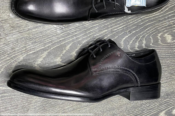 formal Italian leather shoes -Black laced